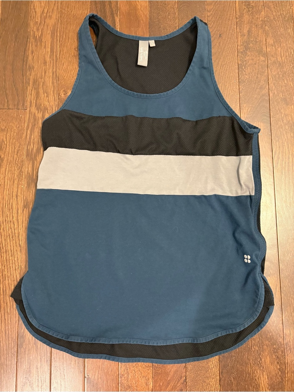 Sweaty Betty Size S Black High-Low Running Workout Tank Mesh Ventilation